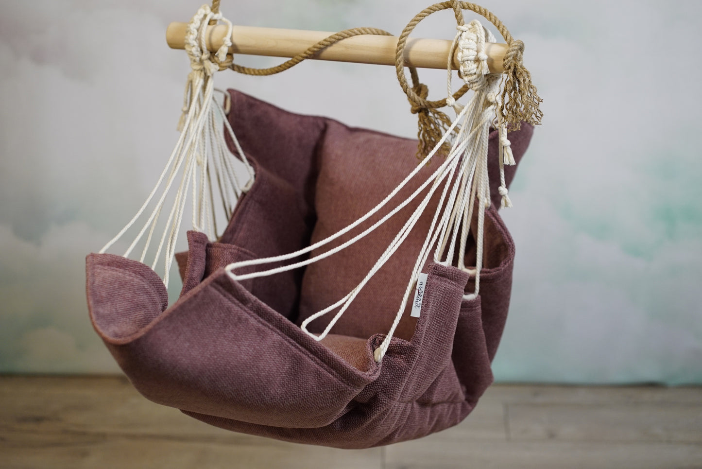 HANGarOund Mini