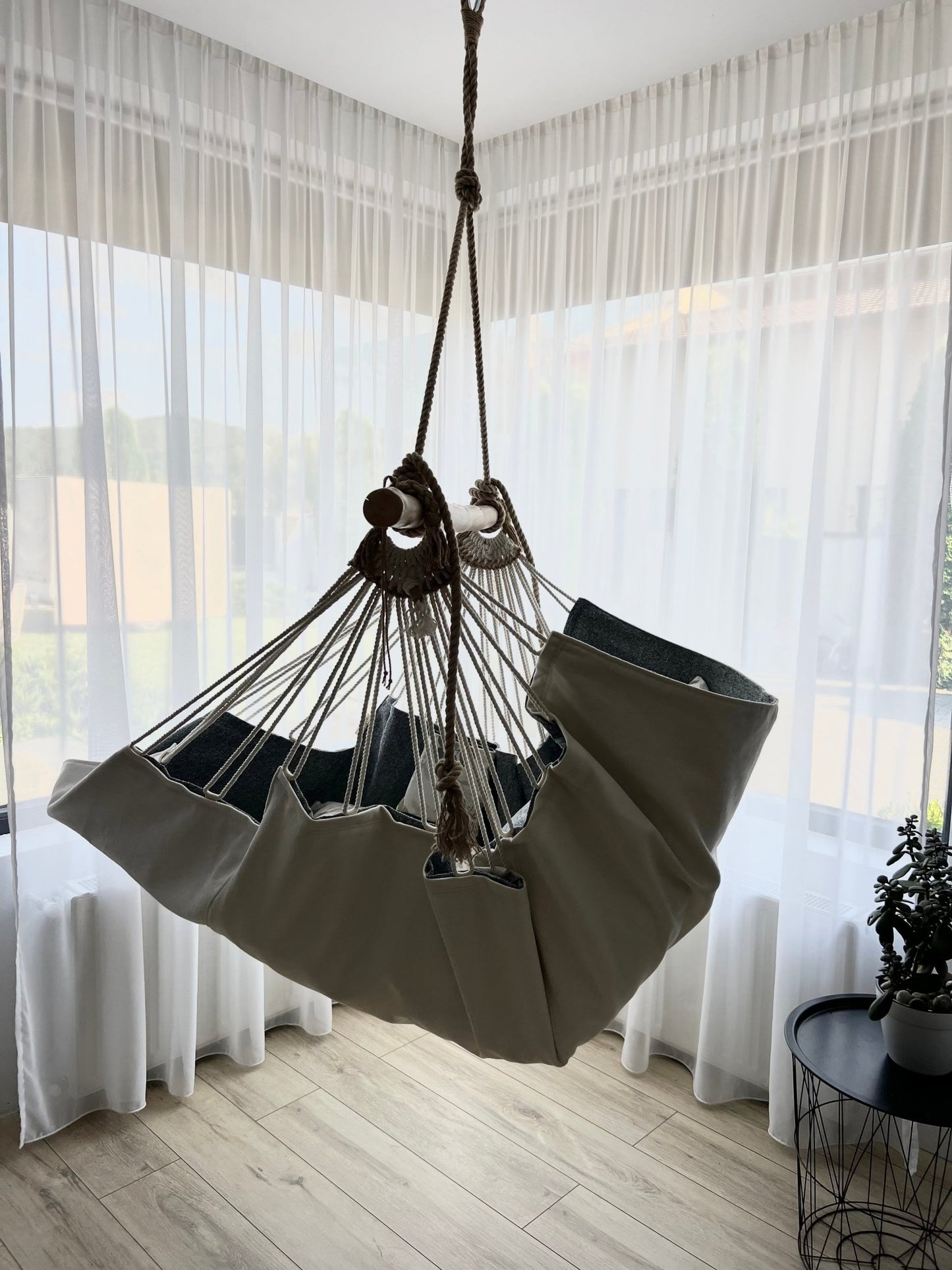 Floral blue - HANGAROUND