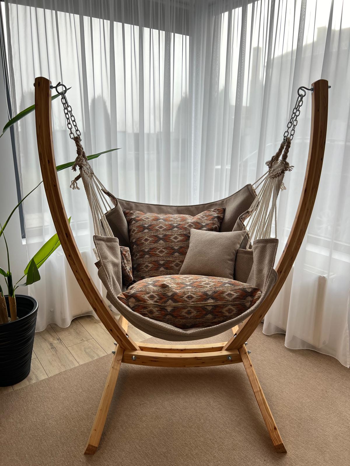 SERENA wood floor stand