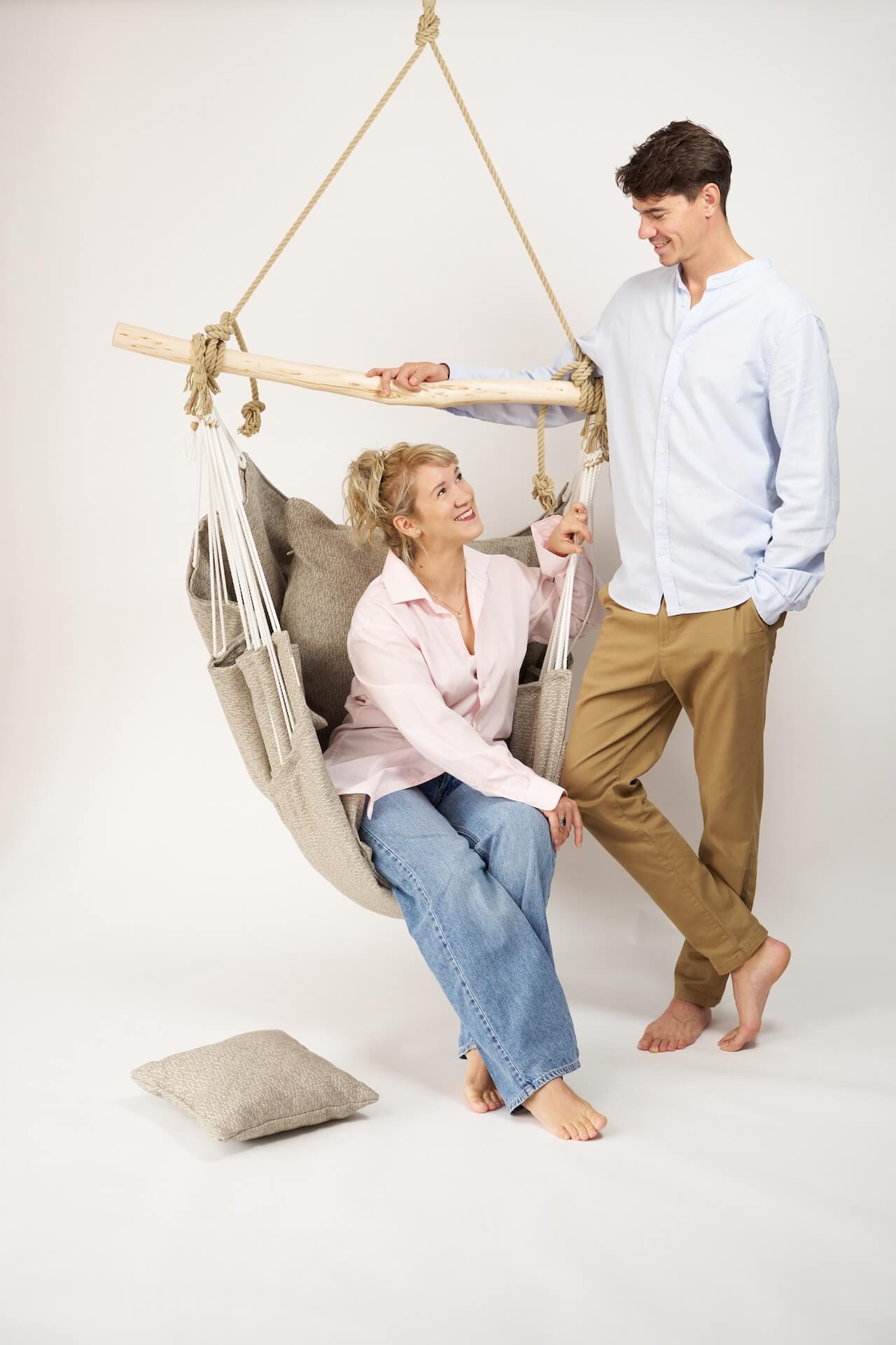 Fotoliu suspendat HANGarOund – Beige