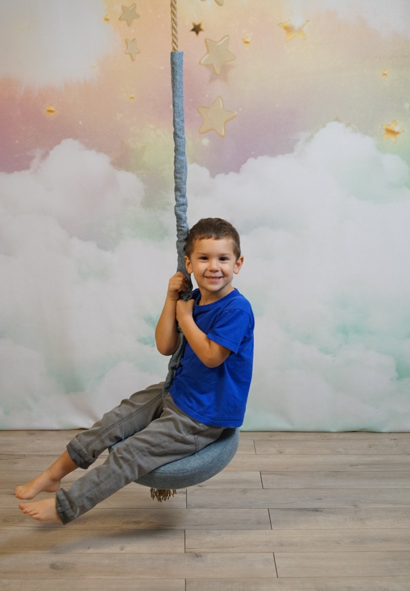 Ancora copilăriei - HANGAROUND