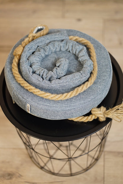 Ancora copilăriei - HANGAROUND