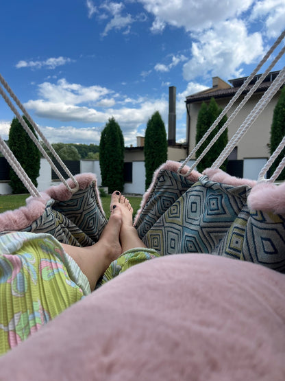 Aurelia - HANGAROUND