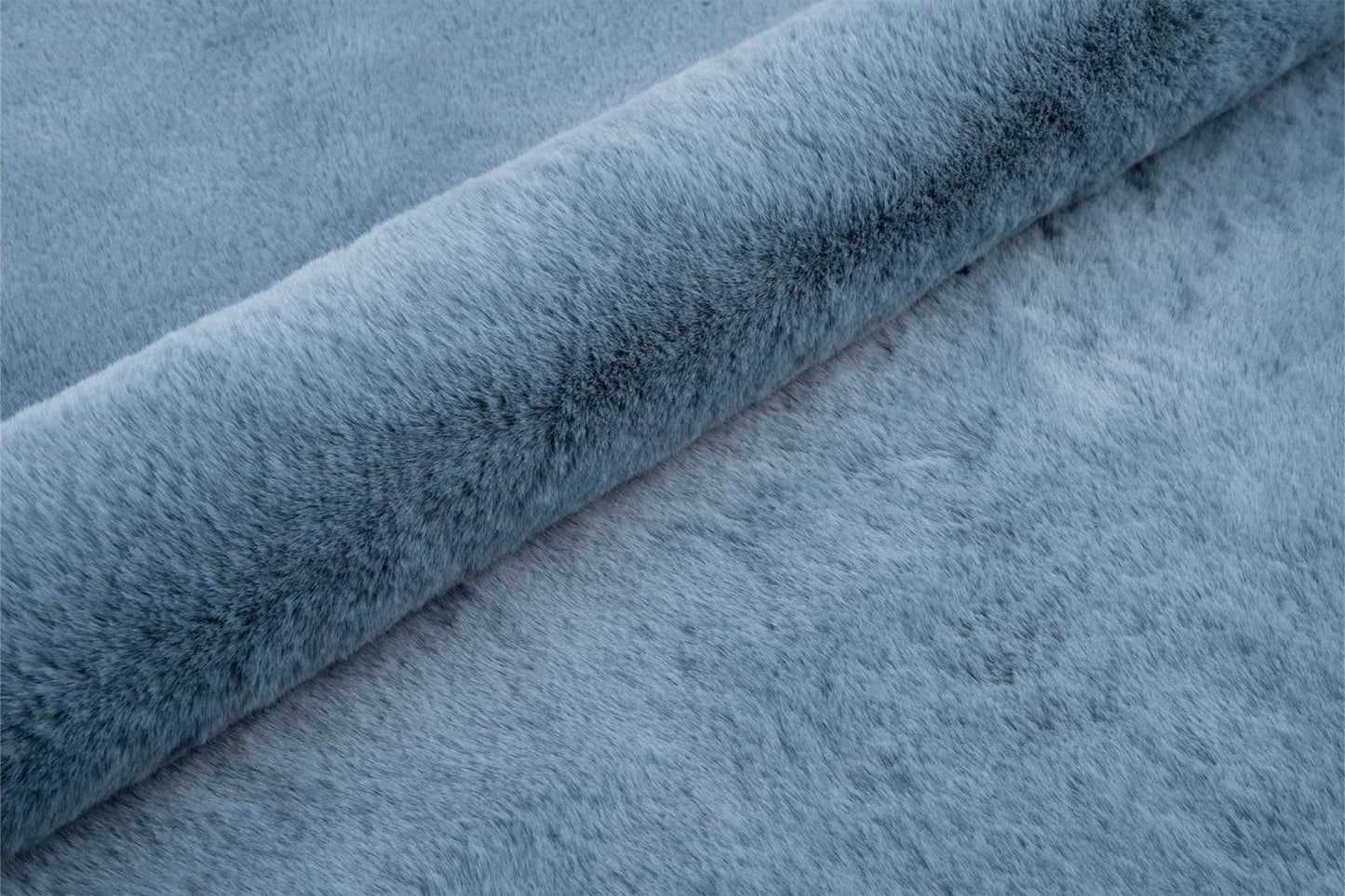 Cozy Supreme - HANGAROUND