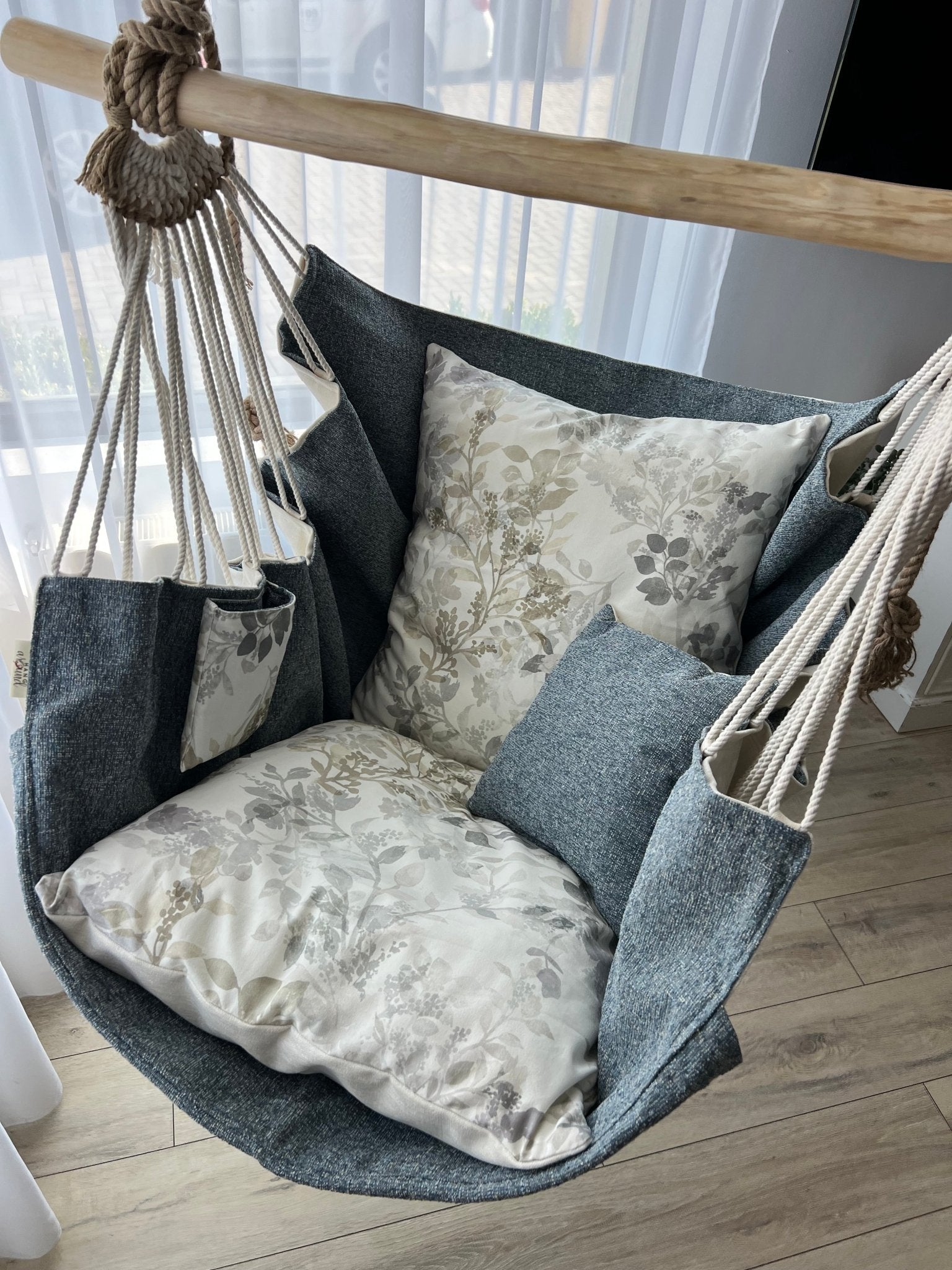 Floral blue - HANGAROUND