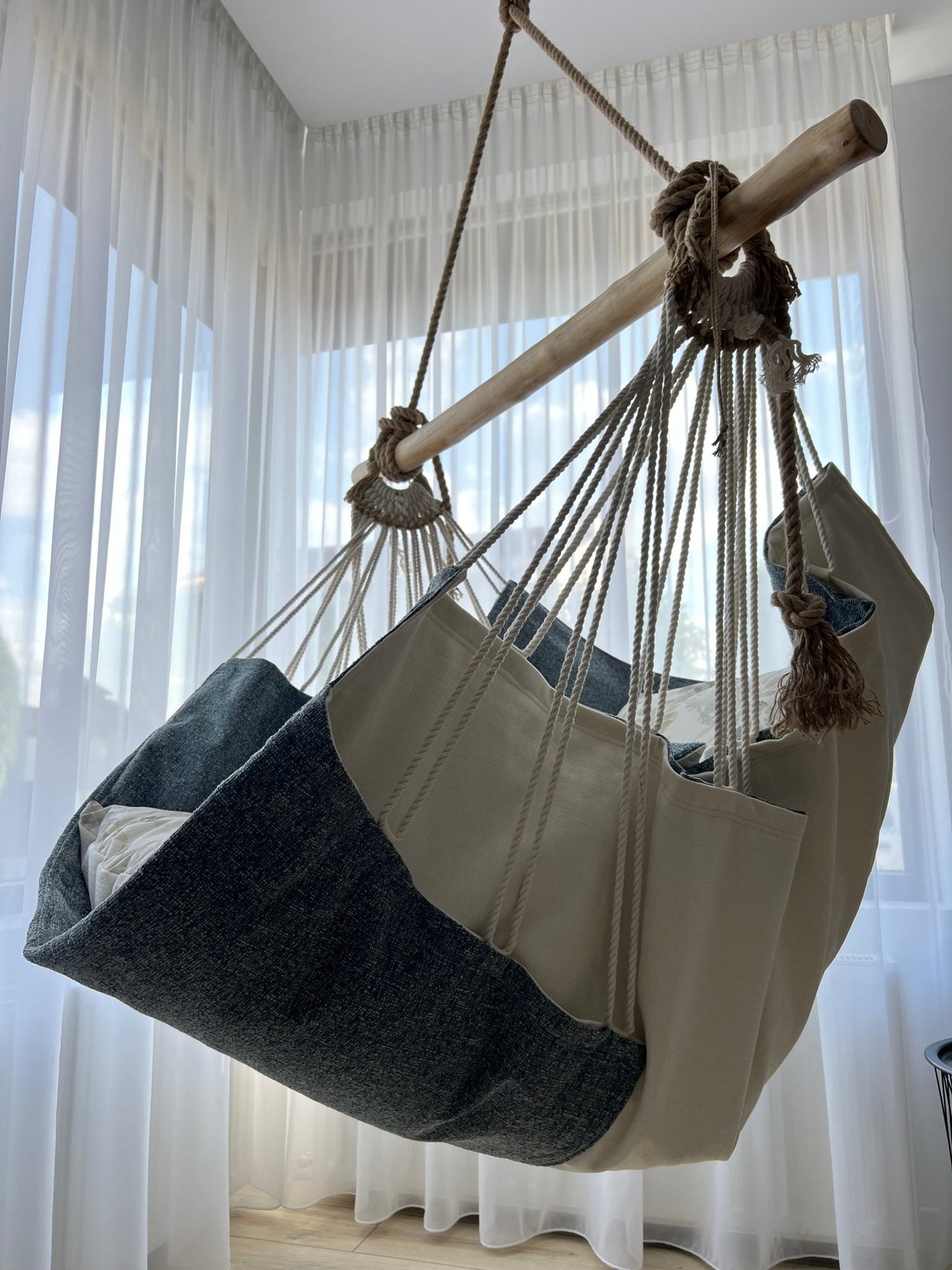 Floral blue - HANGAROUND