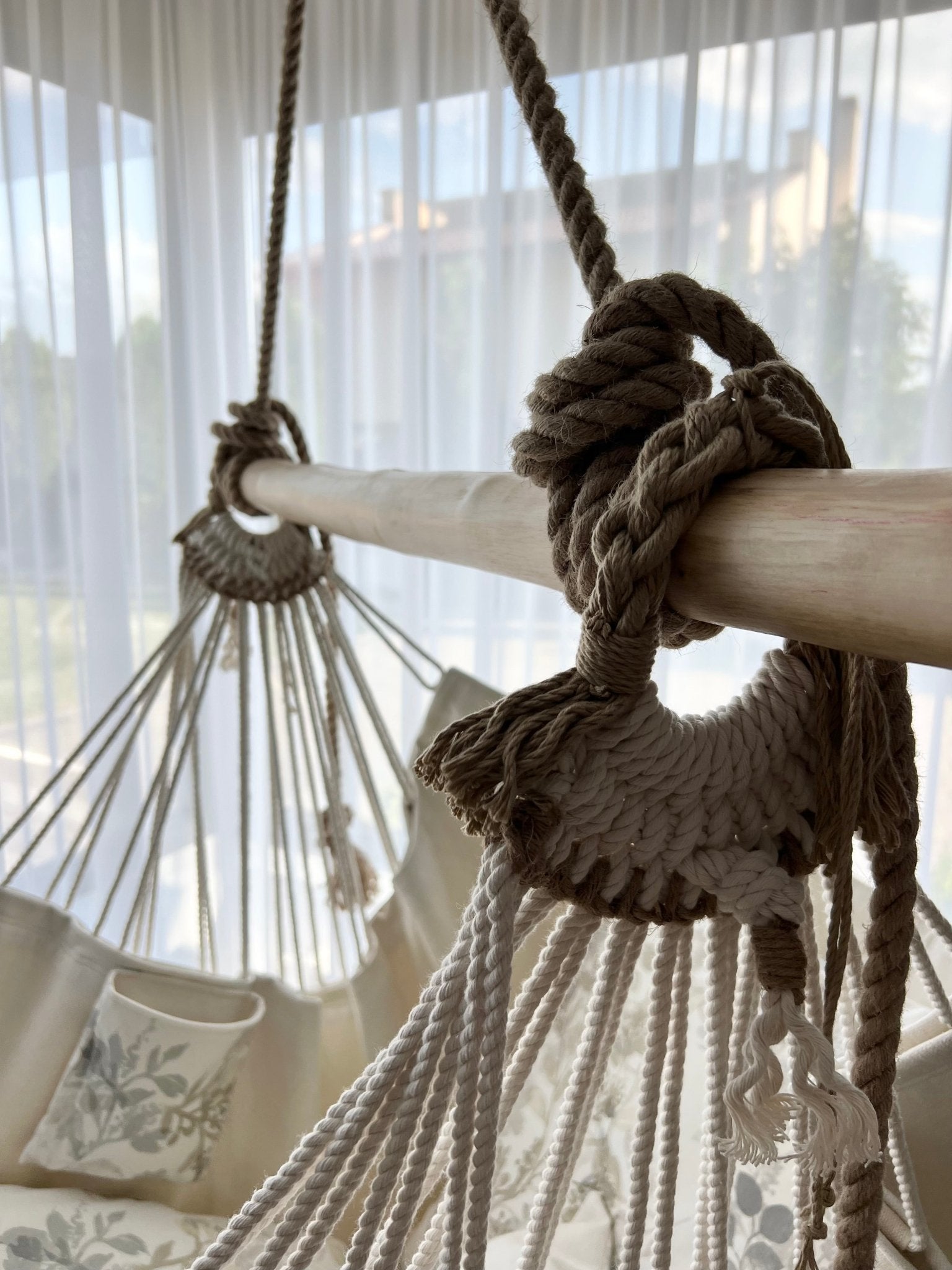 Floral white - HANGAROUND