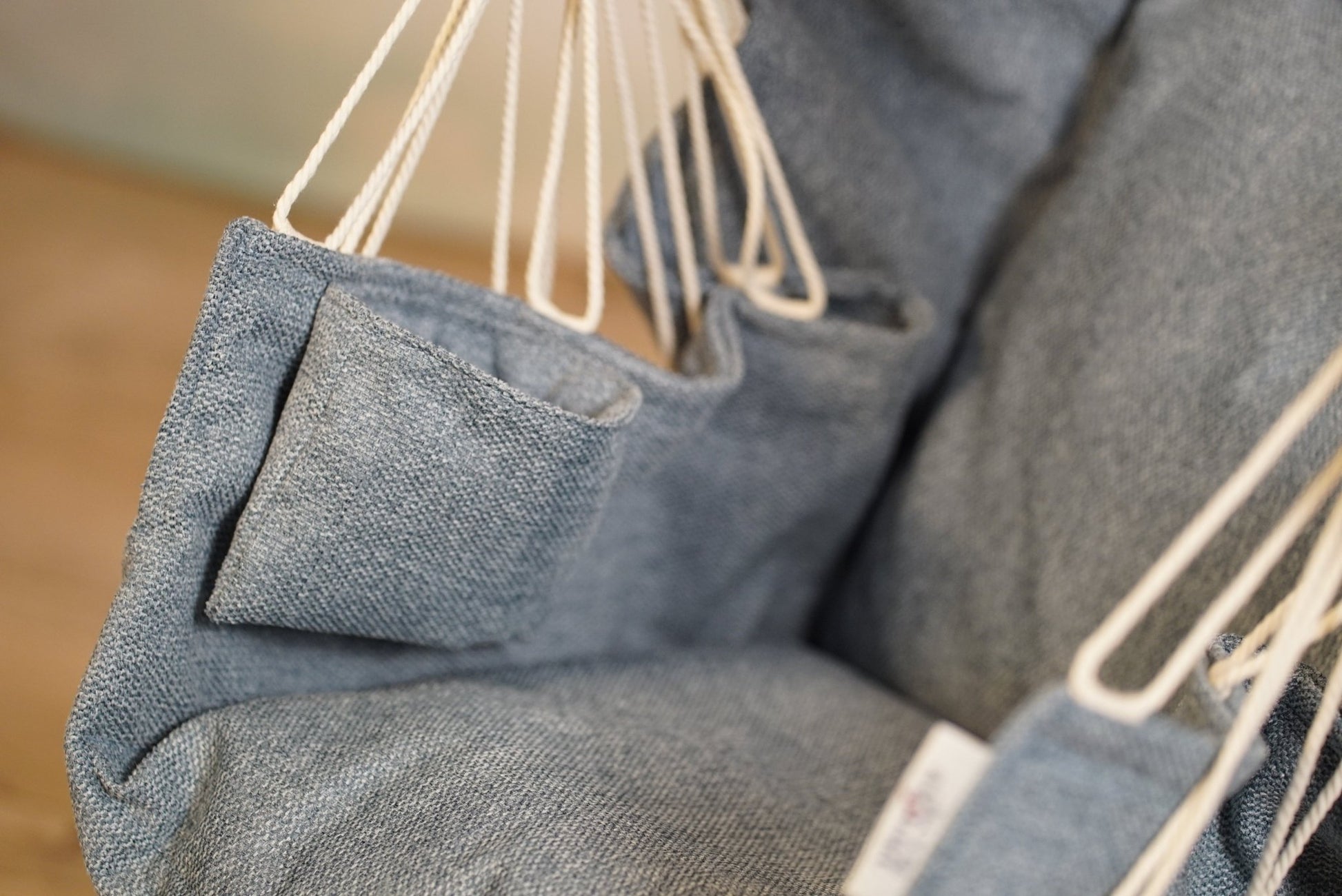 HANGarOund Mini - HANGAROUND