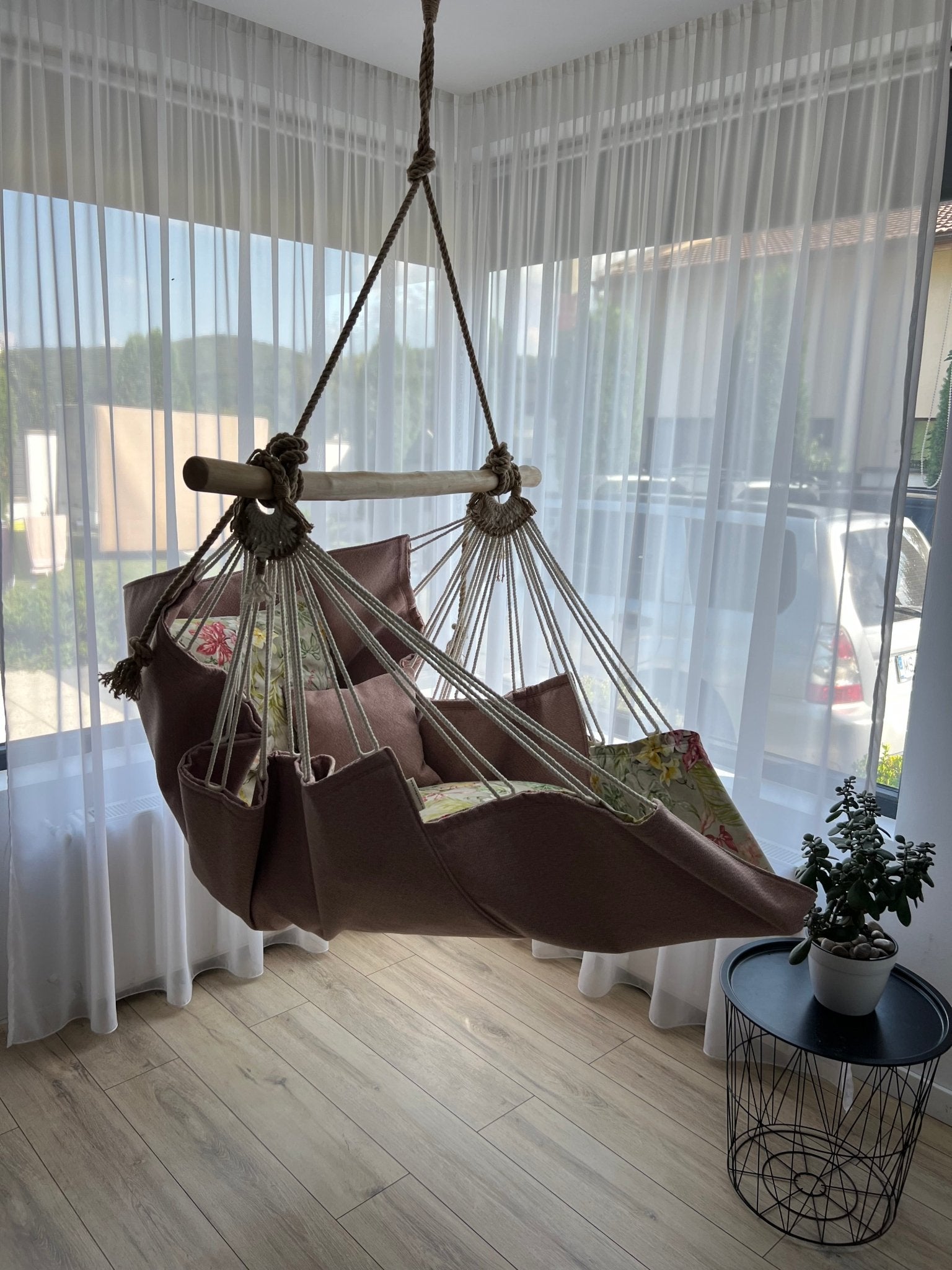 Therapy - HANGAROUND