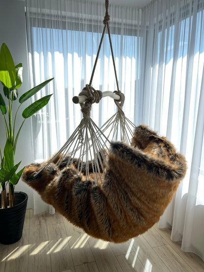 Trofeu regal - HANGAROUND